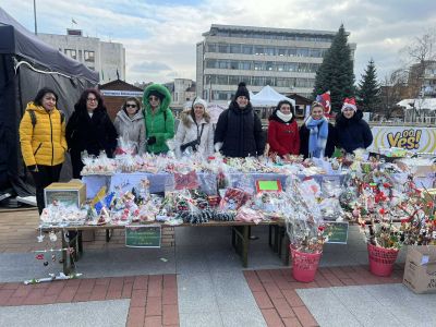 Благотворителен базар в подкрепа на каузата "Да помогнем на малката Ани", съвместно с ДГ "Здравец:. гр. Горна Оряховица - ДГ Първи юни - Горна Оряховица