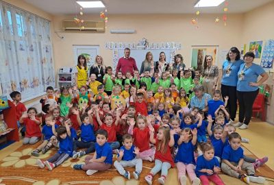 Денят на четенето с гост кмета на Община Горна Оряховица - Николай Рашков и зам. кметът по хуманитарни дейности и спорт г-жа Петя Иванова, ДГ "Първи юни" - ДГ Първи юни - Горна Оряховица
